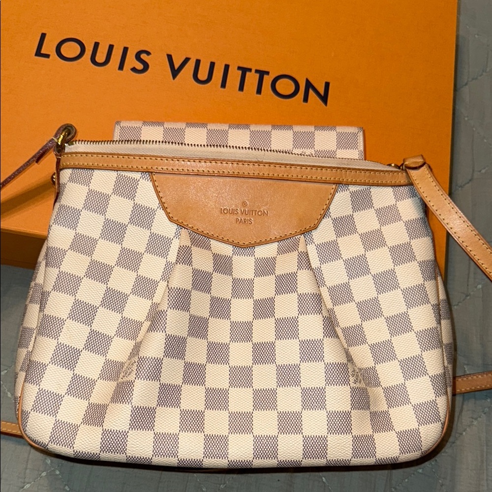 Louis Vuitton-Damier Azur Siracusa PM